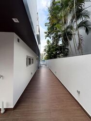 Brighton Crescent (D19), Terrace #590961641